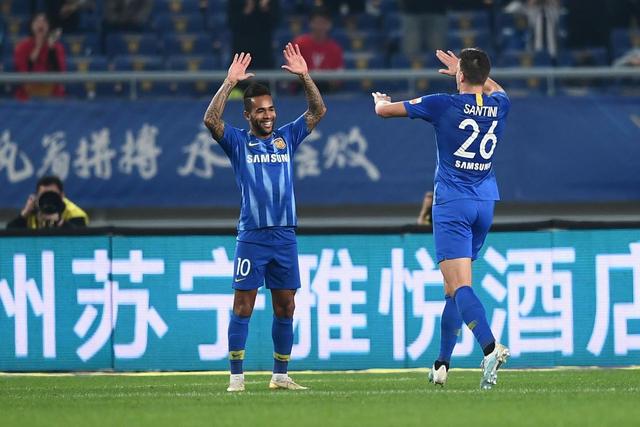 WTT横滨赛-蒯曼4-1早田希娜晋级4强 张本美和4-1申裕斌